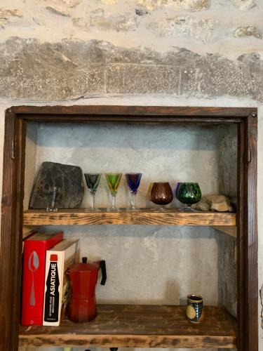Galeriebild der Unterkunft Charming typical stone house with modern amenities in Chauzon