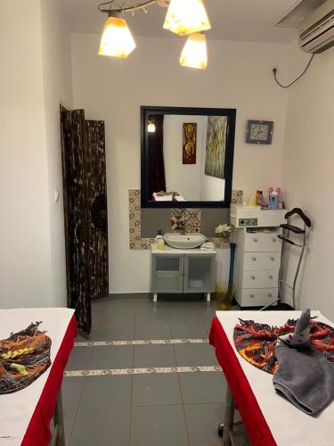 Postel nebo postele na pokoji v ubytování Hotel Michelangelo