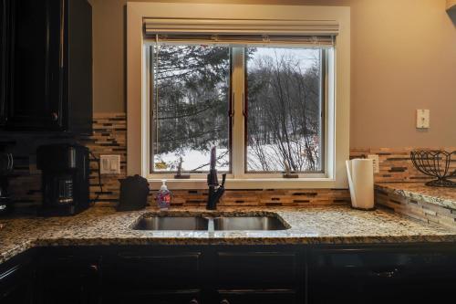 690 Disciples Village Condo – Photos 3