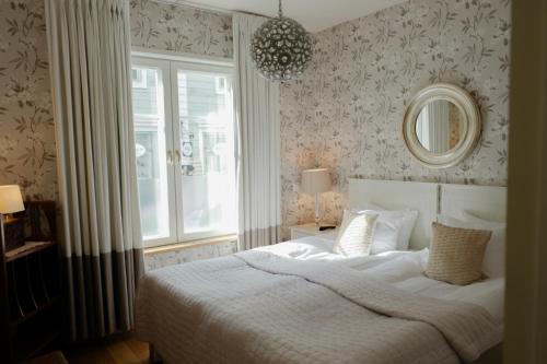 Pariisin Ville — Room
