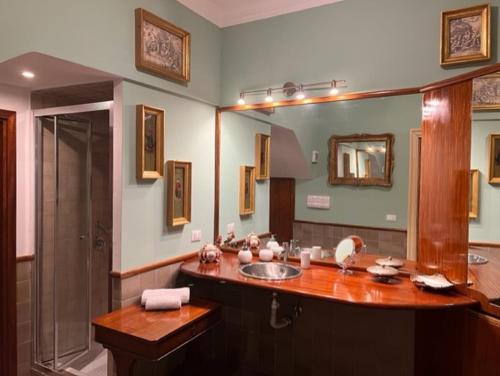 Donna Guia suite photo 20