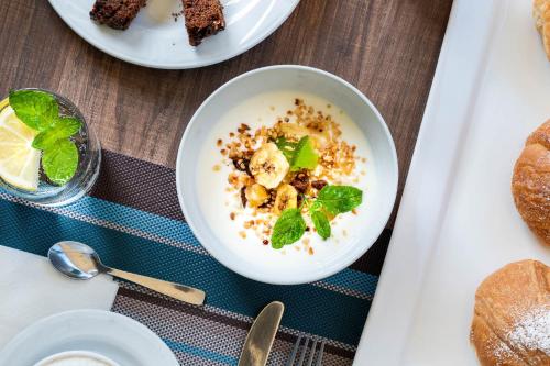 Mad på hotellet eller i nærheden