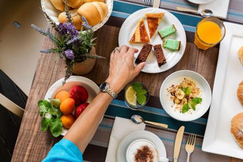 Mad på hotellet eller i nærheden