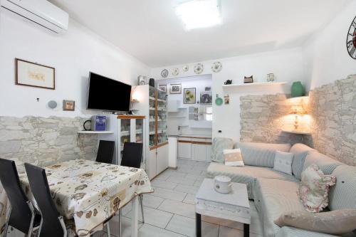 Abbadia Lariana 1