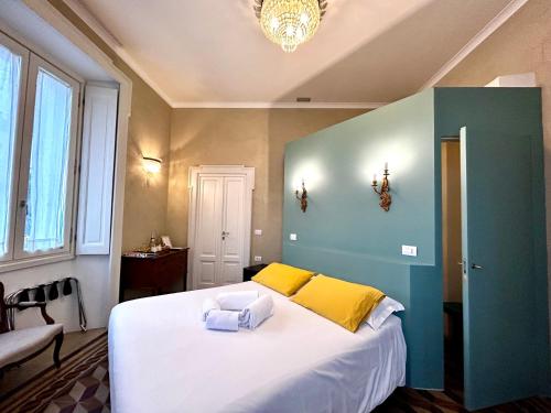 Postel nebo postele na pokoji v ubytování White Lilac Romantic B&B - Adults only