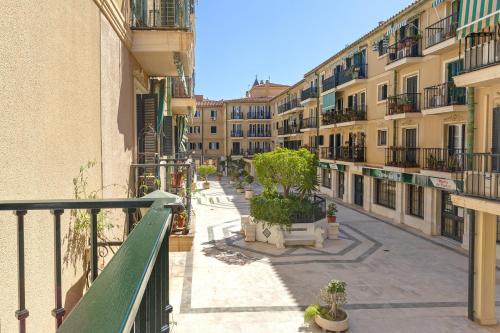 -MalagaSunApts-SanFrancisco City Center