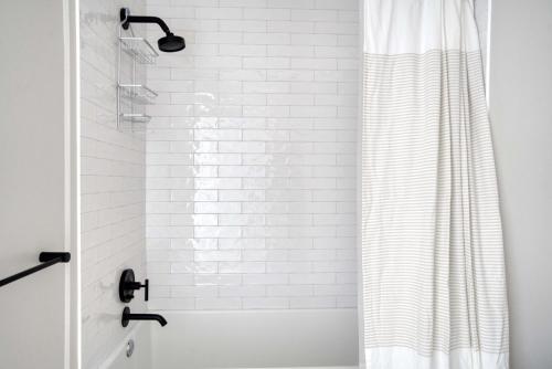 Gallery image of Mountain View 1br w wd pool gym nr tech HQs SFO-1183 in Sunnyvale