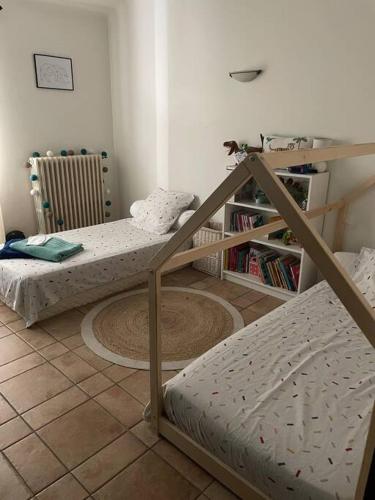 Zdjęcie z galerii obiektu Villa avec charme provençal w mieście La Tour-dʼAigues