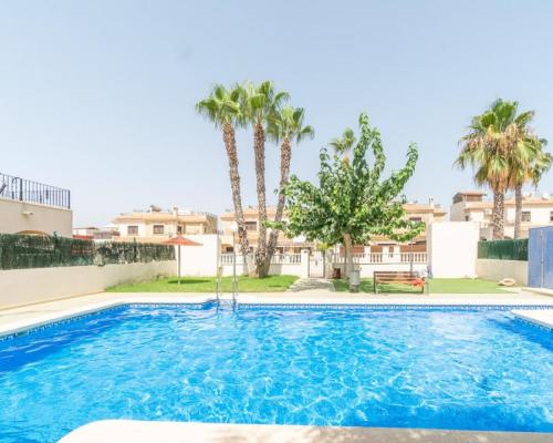 Arco Mediterráneo chalet independiente