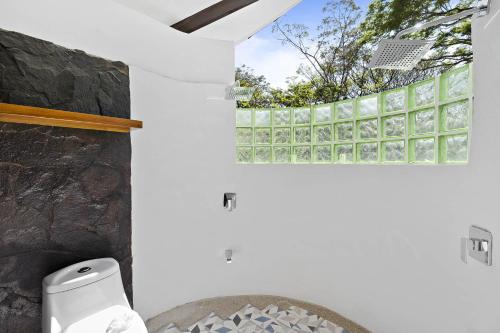 Ένα μπάνιο στο Playa Potrero - beachfront Villa, big private pool - Casa Bella Catalina