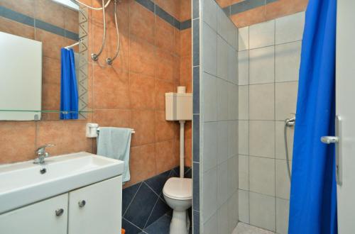 Apartments with parking space Pula - 20815