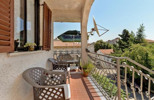 Apartments with parking space Pula - 20815
