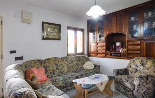 Gambar di galeri bagi 2 Bedroom Awesome Home In Chiaravalle 