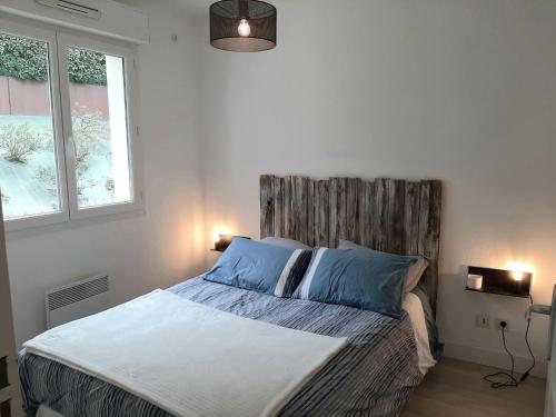 Galeriebild der Unterkunft Appartement cosy avec balcon, proche centre et plages, parking inclus - FR-1-239-896 in Capbreton