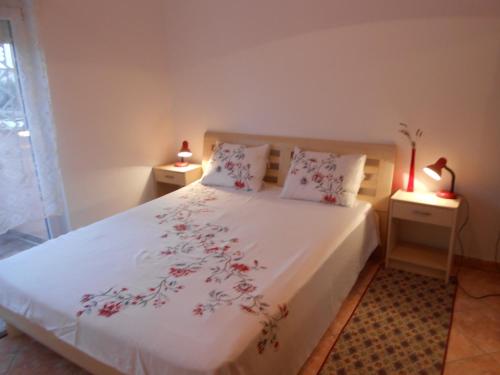 Imagen de la galería de Apartments Luvi, en Trogir