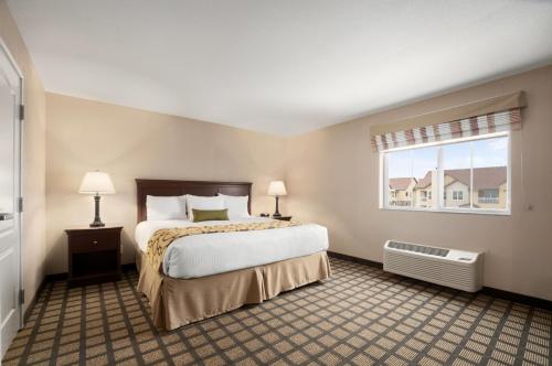 Imagen de la galería de Baymont Inn & Suites by Wyndham Odessa, en Odessa