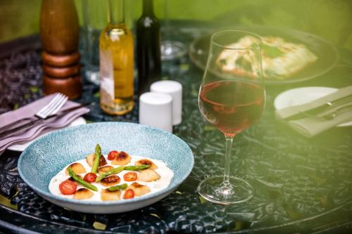 Nápoje v ubytování amã Stays & Sluice House Lonavala