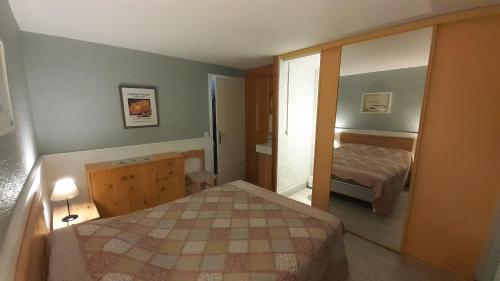 VILLAGE OCCITAN Magnifique T3 mezzanine proche plage Roquille Clim et Wifi Cap d'Agde