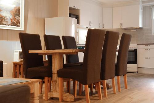 Una cocina o zona de cocina en Båtsfjord Brygge - Arctic Resort