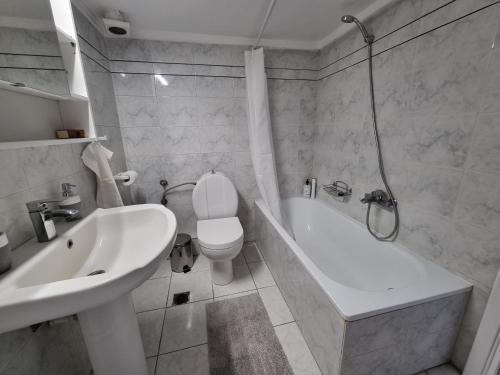 Ένα μπάνιο στο Casa Domenica