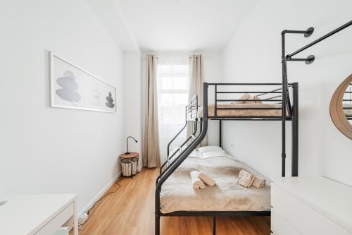 Modern Central City Rooms