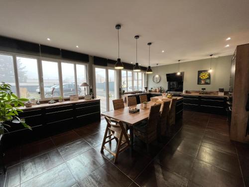 Le Paddock - 24h Le Mans - luxueuse - 8 pers - Venir rêver au Mans