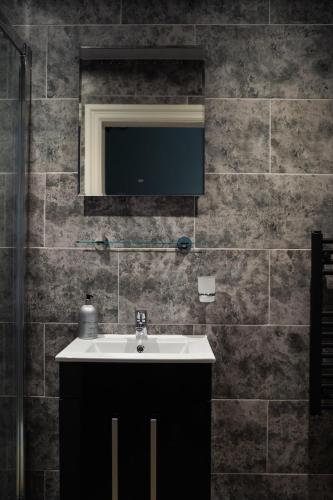 Ein Badezimmer in der Unterkunft The Plough Itchen Abbas