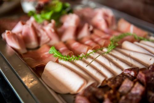 Jídlo v apartmánu nebo okolí