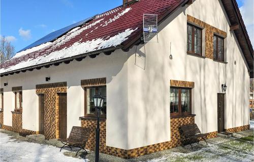 Awesome Apartment In Pomysk Wielki