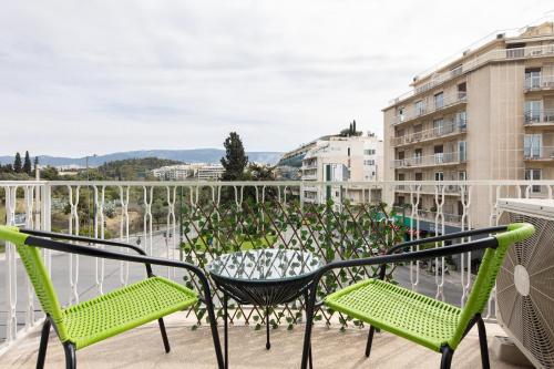 Panoramic view apartment next to Acropolis