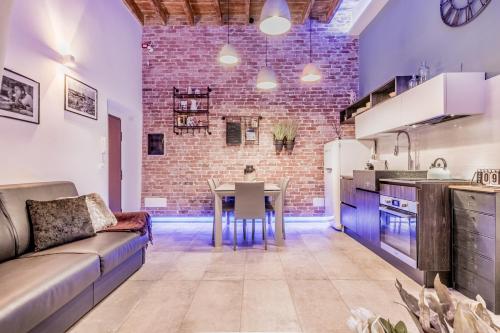 TH Trastevere Luxury-S.Cosimato 2bd-2bt