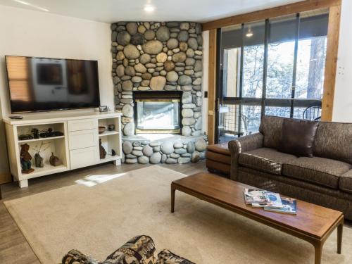 3132 Aspen Grove – Photos 2