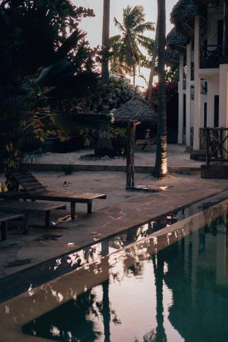 Kolam renang di atau dekat dengan Sahari Zanzibar