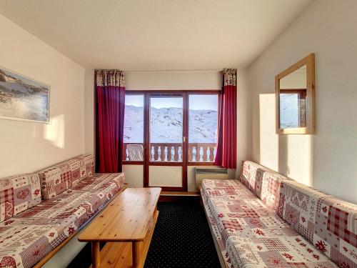 Studio fonctionnel proche pistes avec balcon - FR-1-344-957