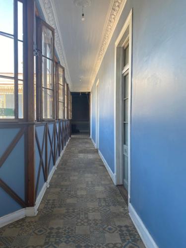Gambar di galeri bagi La Casa Roja Hostel di Santiago
