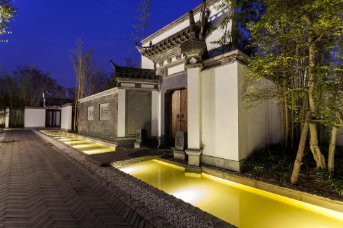 Imagen de la galería de Yurun Hanyuelou Villa Resort, en Huangshan