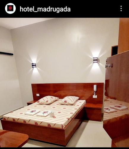 Hotel Madrugadaにあるベッド