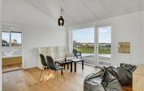 Χώρος καθιστικού στο 3 Bedroom Amazing Home In Slagelse
