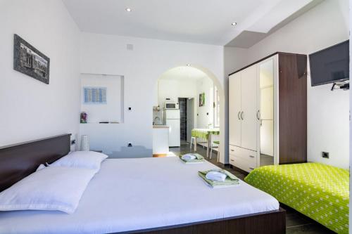 Apartments by the sea Pag - 20986