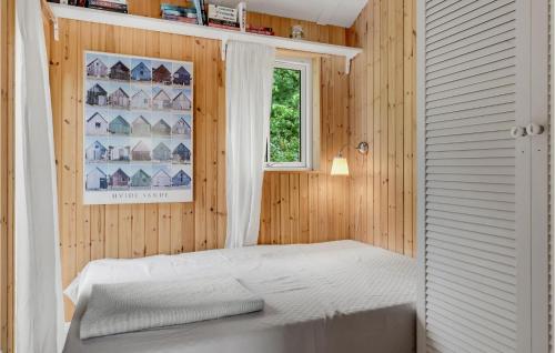 Postel nebo postele na pokoji v ubytování Amazing Home In Gilleleje With Kitchen