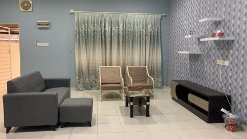 Galeriebild der Unterkunft Happy homestay sitiawan in Sitiawan