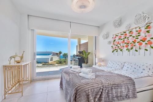 Lovely 3 bedroom apartment next to higueron area.