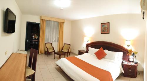 TV/trung tâm giải trí tại Hotel Club del Sol