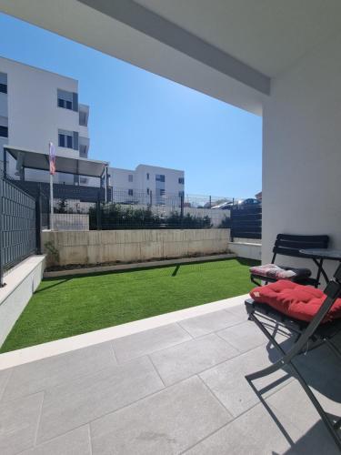 Αίθριο ή υπαίθριος χώρος στο Apartman Smilja