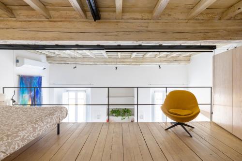 A seating area at Ottavia al Foro - Luxury Property
