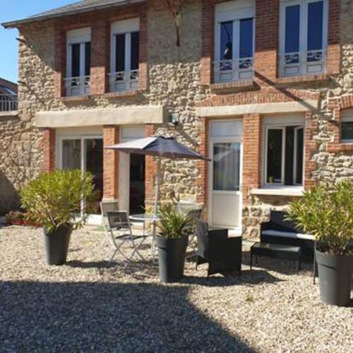 Photo de la galerie de l'établissement Domaine de la Caure, à Bussière-Dunoise