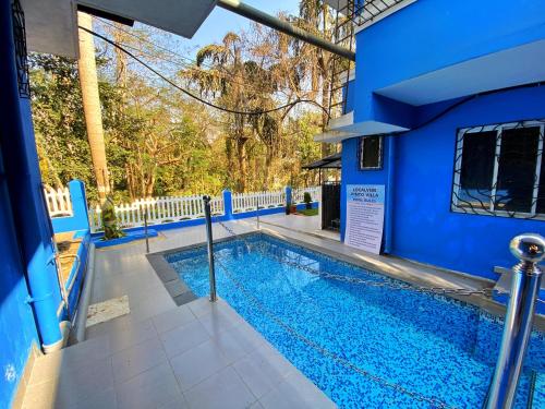 A piscina localizada em Pinto Holiday Villas ou nos arredores