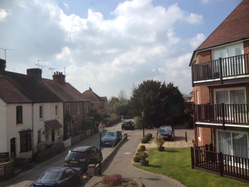 a view of a residential street in a residential neighbourhood at Arden House in Arundel