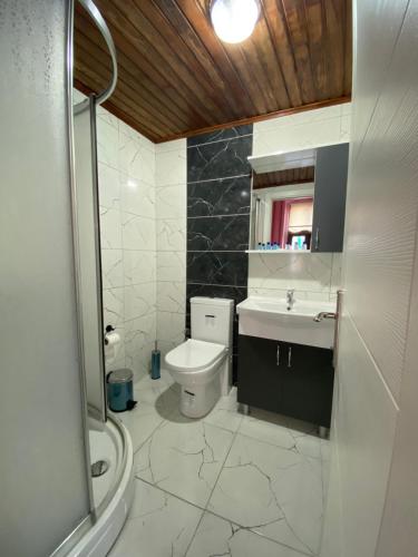 Ένα μπάνιο στο Oasis Hotel Edirne