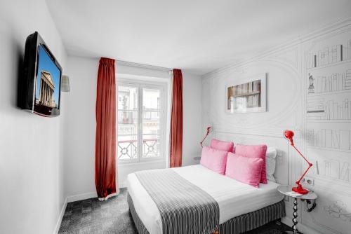 Postel nebo postele na pokoji v ubytování Hotel Joyce - Astotel